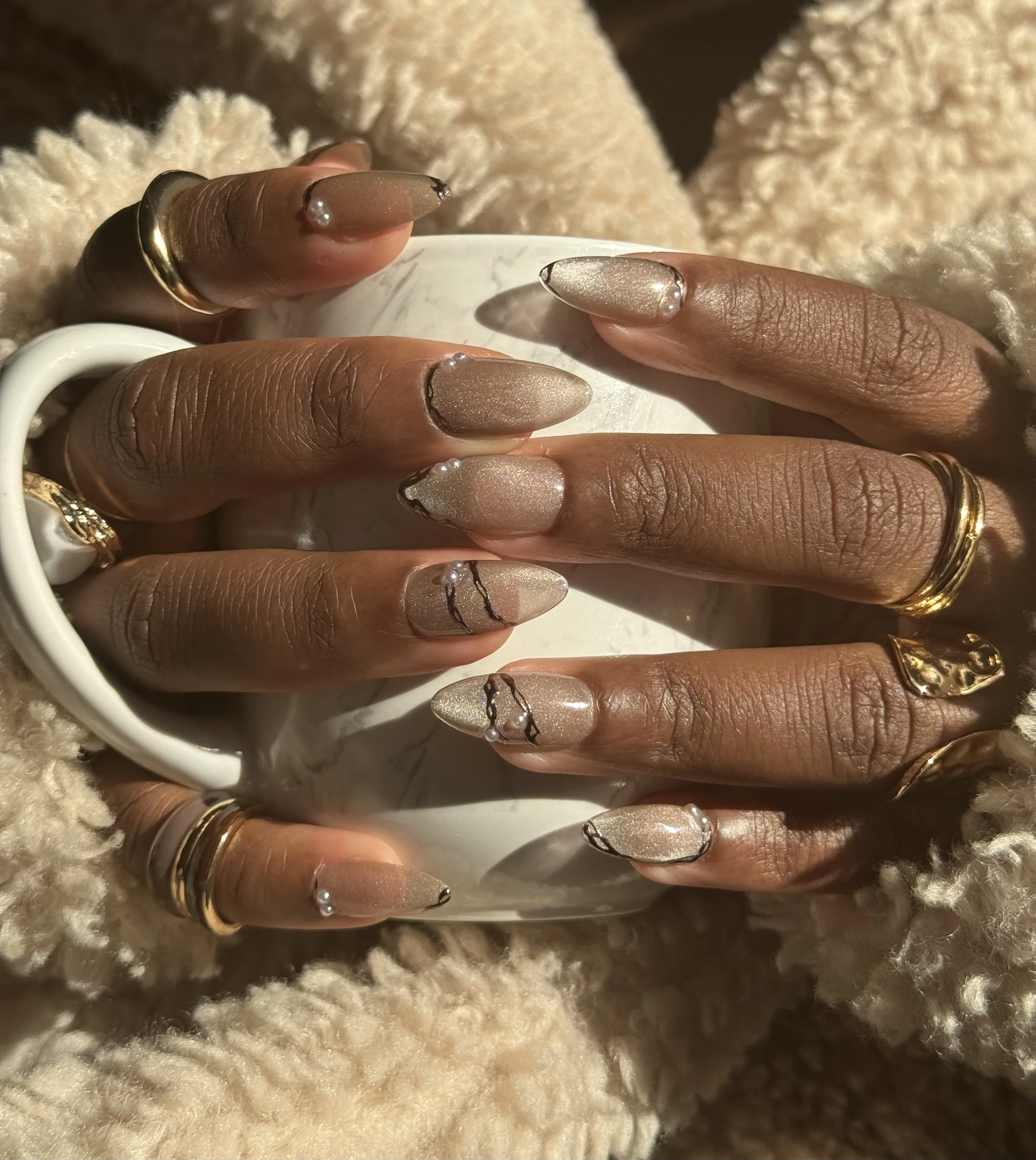 Sets sur-mesure NHY.NAILZ créés à la demande